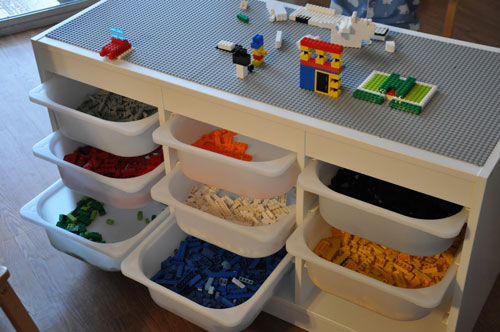 lego-table-example